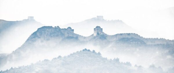 Peinture murale Mur chinois dans le brouillard