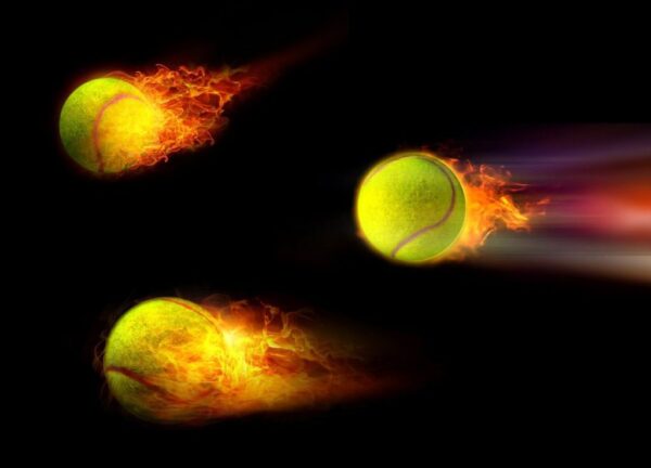 Papier peint Balles de tennis flamboyantes