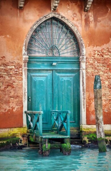 Image d'une porte bleue – Image 3