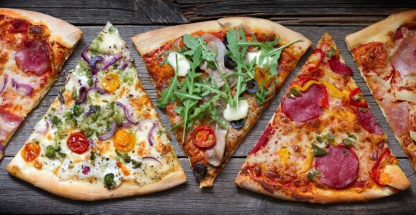 Image de pizza dans un triangle – Image 3