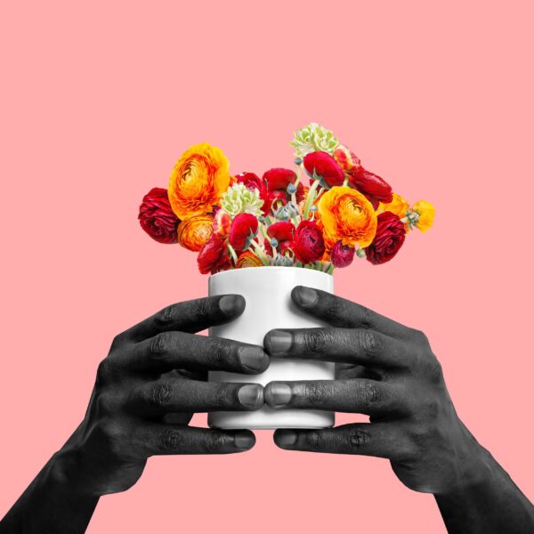 L'image d'un bouquet dans les mains – Image 3