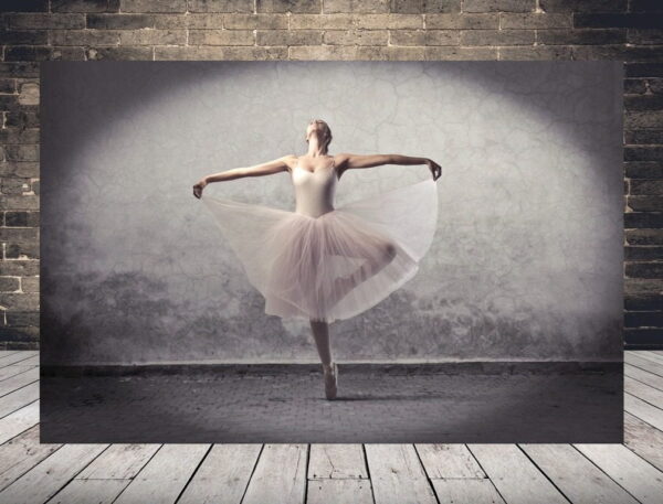 Image d'une ballerine dansante