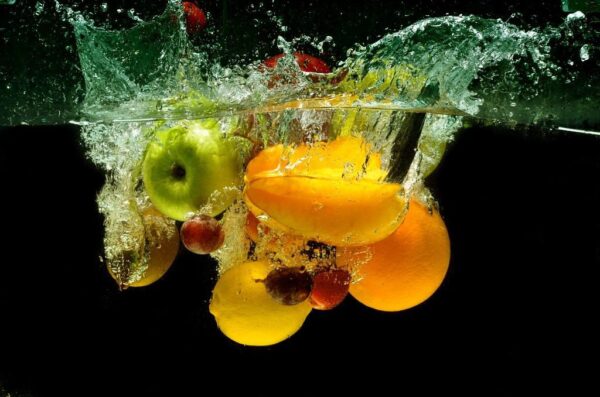 Peinture murale Fruits dans l'eau
