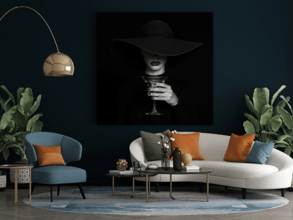 Femme et image noire – Image 3