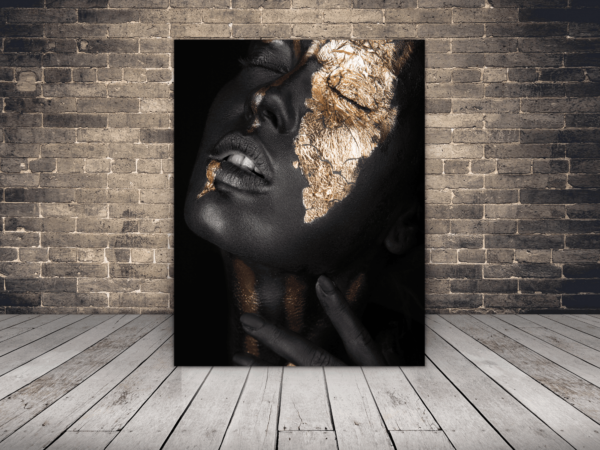 Image d'un masque doré