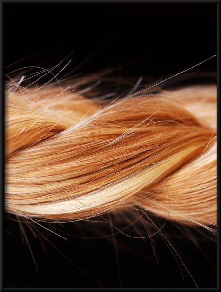Tresse d'or Poster – Image 4