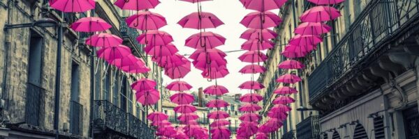 Peinture murale Parapluies roses