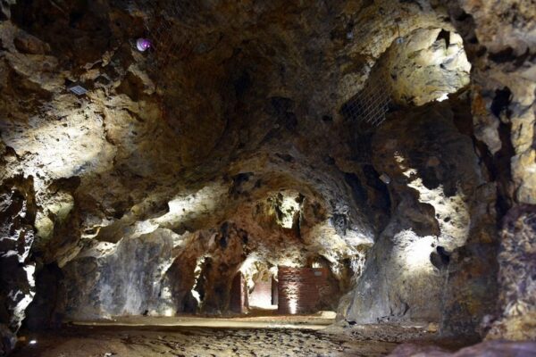 Poster XXL Grotte de l'Antre du Dragon