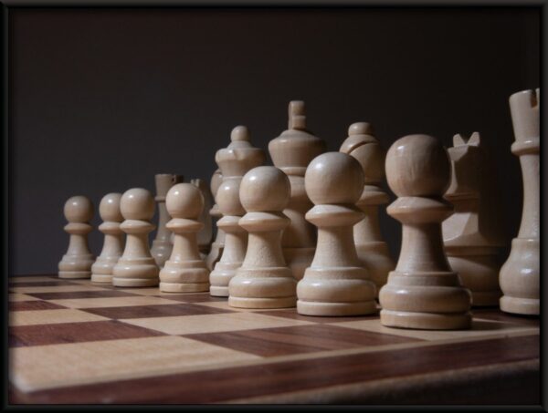 Pièces d'échecs Poster – Image 2