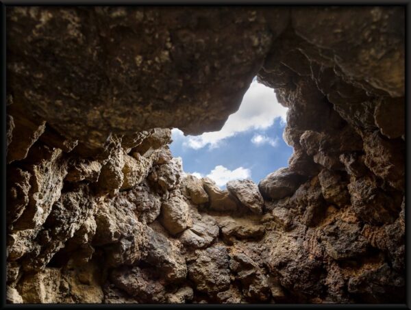 Fenêtre de la grotte – Image 2