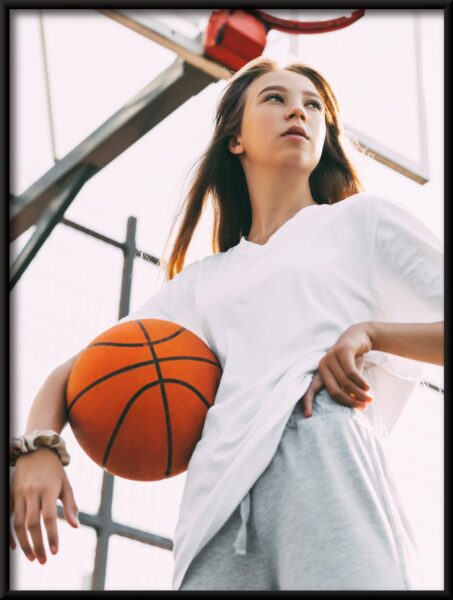 Affiche Avec Une Balle Pour Le Panier – Image 4