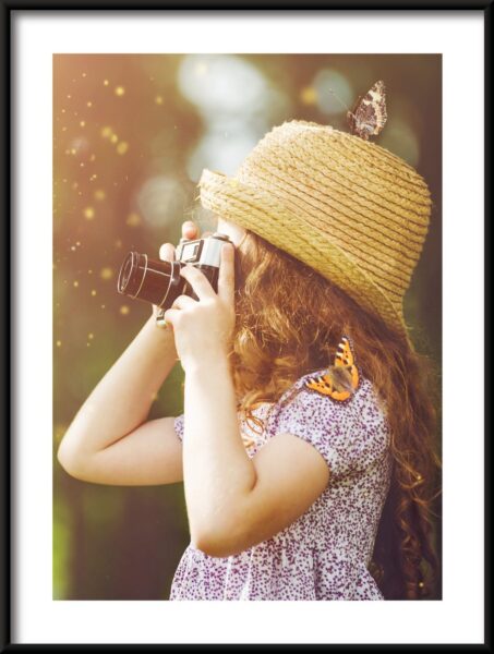 Poster Petite fille aux papillons – Image 3