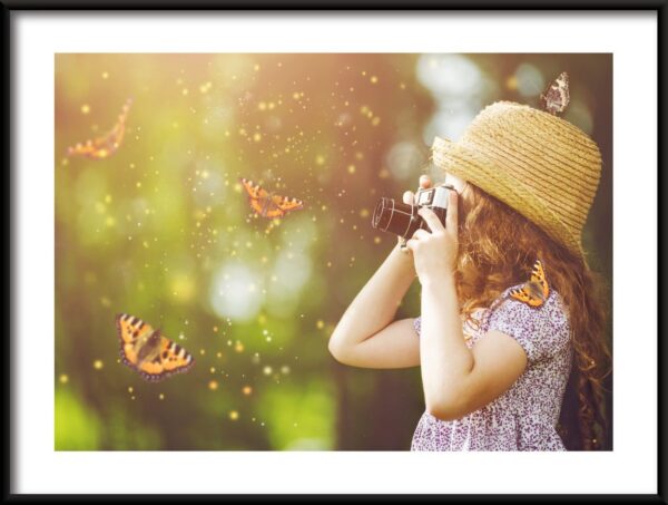 Poster Petite fille aux papillons