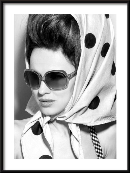 Affiche foulard à pois – Image 3