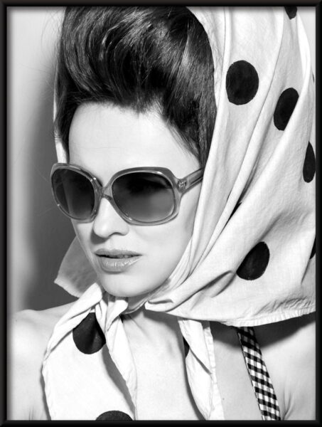 Affiche foulard à pois – Image 4