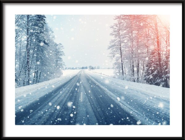 Neige sur la route Poster