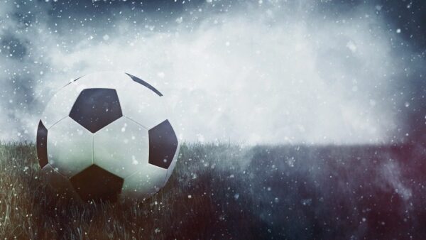 Peinture murale Ballon de football dans le noir