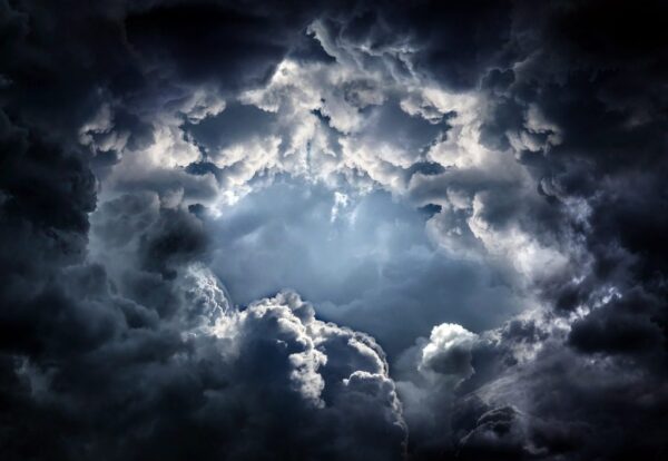 Peinture murale Nuages sombres