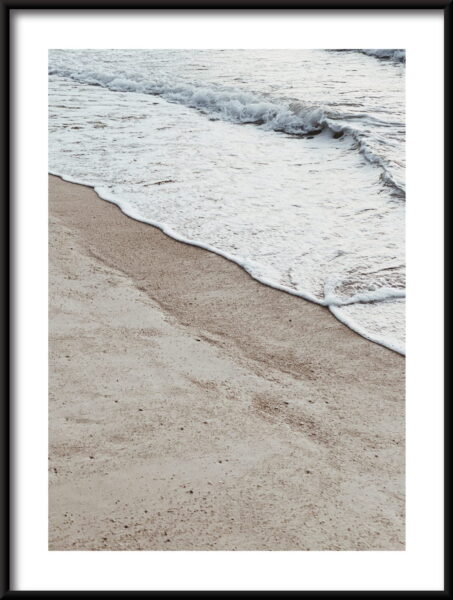 Trois vagues Poster