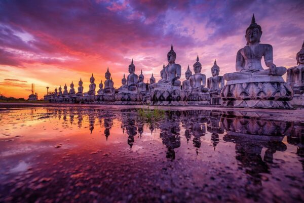 Peinture murale Statues de Bouddha