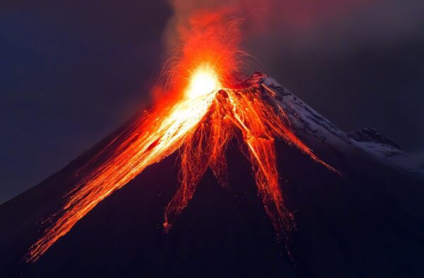 Peinture murale Éruption volcanique