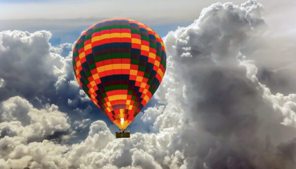 Peinture murale Le destin parmi les nuages