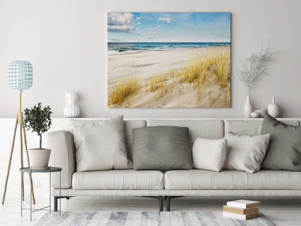 Une image d'une plage dorée – Image 3