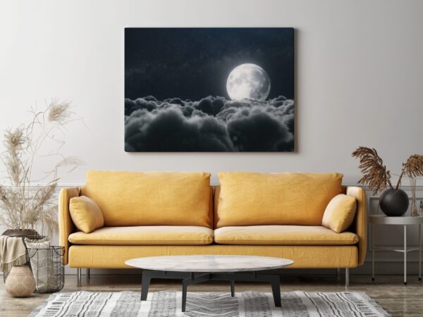 L'image de la Lune dans les nuages – Image 3