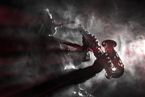 Image d'un saxophone noir – Image 2