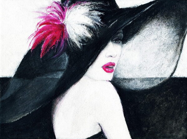 Une image d'une femme au chapeau – Image 2