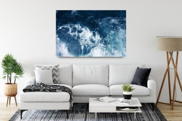 Une image des vagues de l'océan