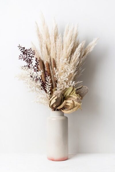 L'image d'un bouquet dans un vase – Image 2