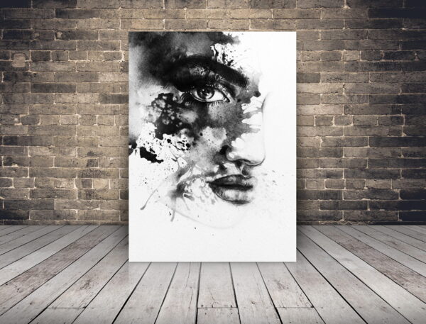Une image d'une femme d'encre