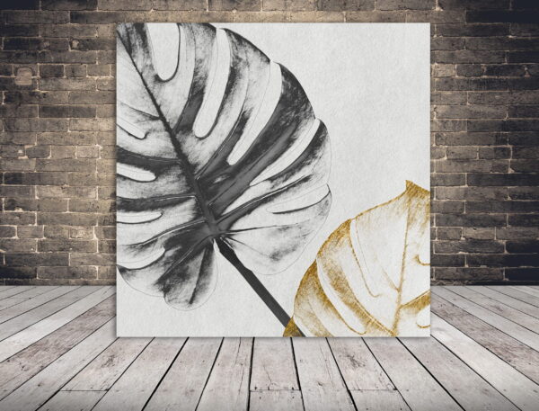 Une image de feuilles d'or et d'argent