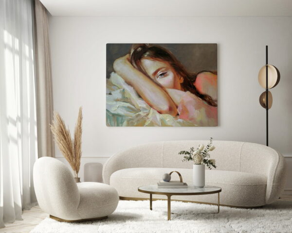 Image Fille sur un oreiller – Image 3