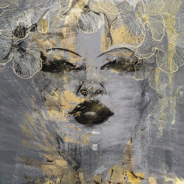 Papier peint Fille en or dans les fleurs