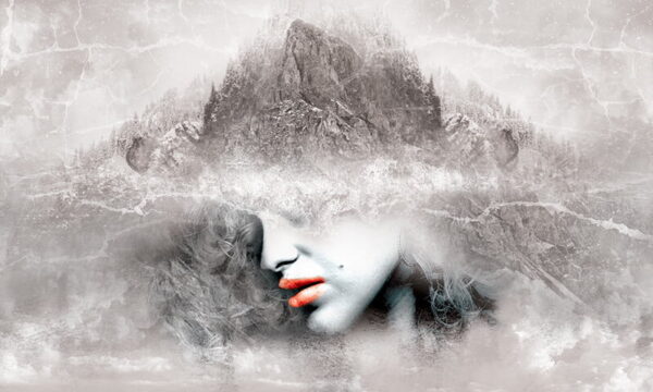 Papier peint Femme avec la tête dans les nuages